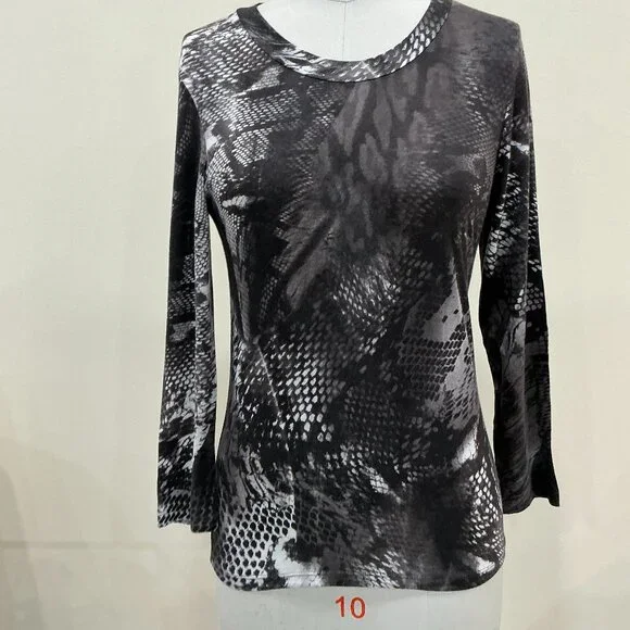 Top - Picture 1 of 4